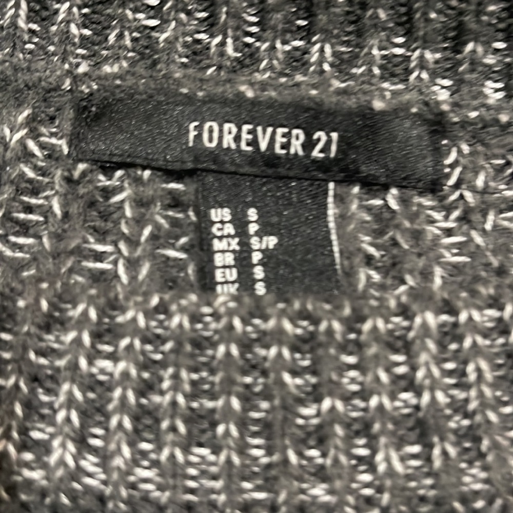 Small and x small sweaters. 5 total.